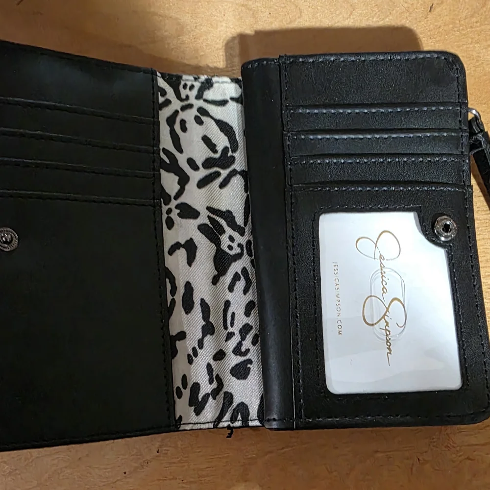Jessica Simpson Black Wallet with Silver Accents - Picture 3 of 3
